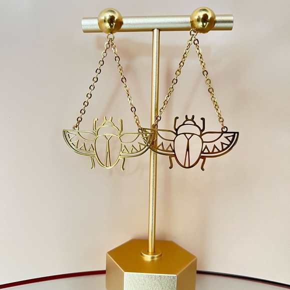 Ancient Egyptian Beetle Trendy Earrings - Egyptian Scarab Beetle Edgy Earrings - Picture 15 of 17